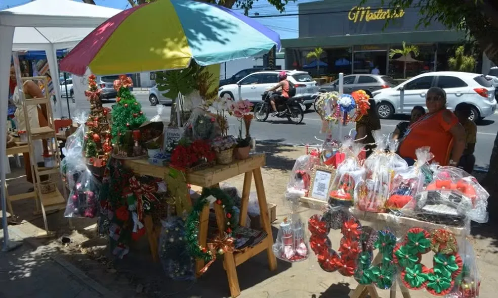 Domingo tem cultura, arte, música e antiguidades na avenida Getúlio Vargas