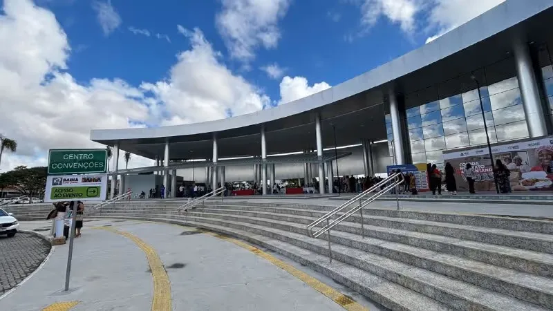 Centro de Convenções tem peças, samba e forró gratuitos em Feira de Santana; confira programação