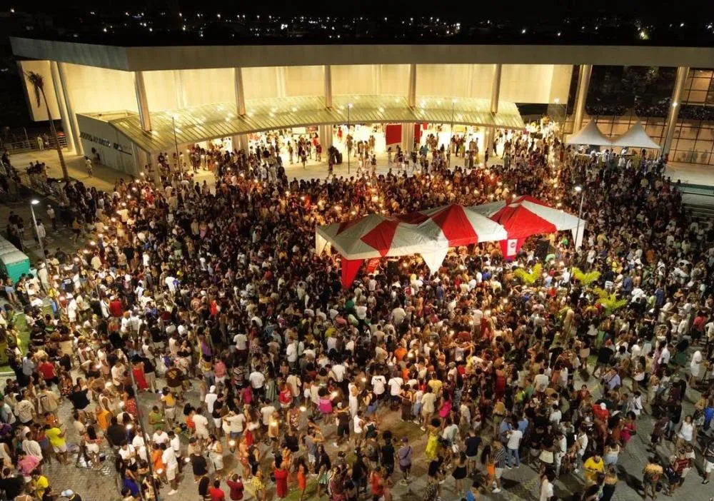 Unidos pelo Samba celebra o aniversário de Feira com roda de samba no Centro de Convenções
