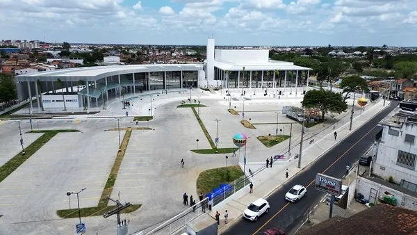 Centro de Convenções de Feira recebe programação com samba, zouk, corrida, oficinas e rock em outubro