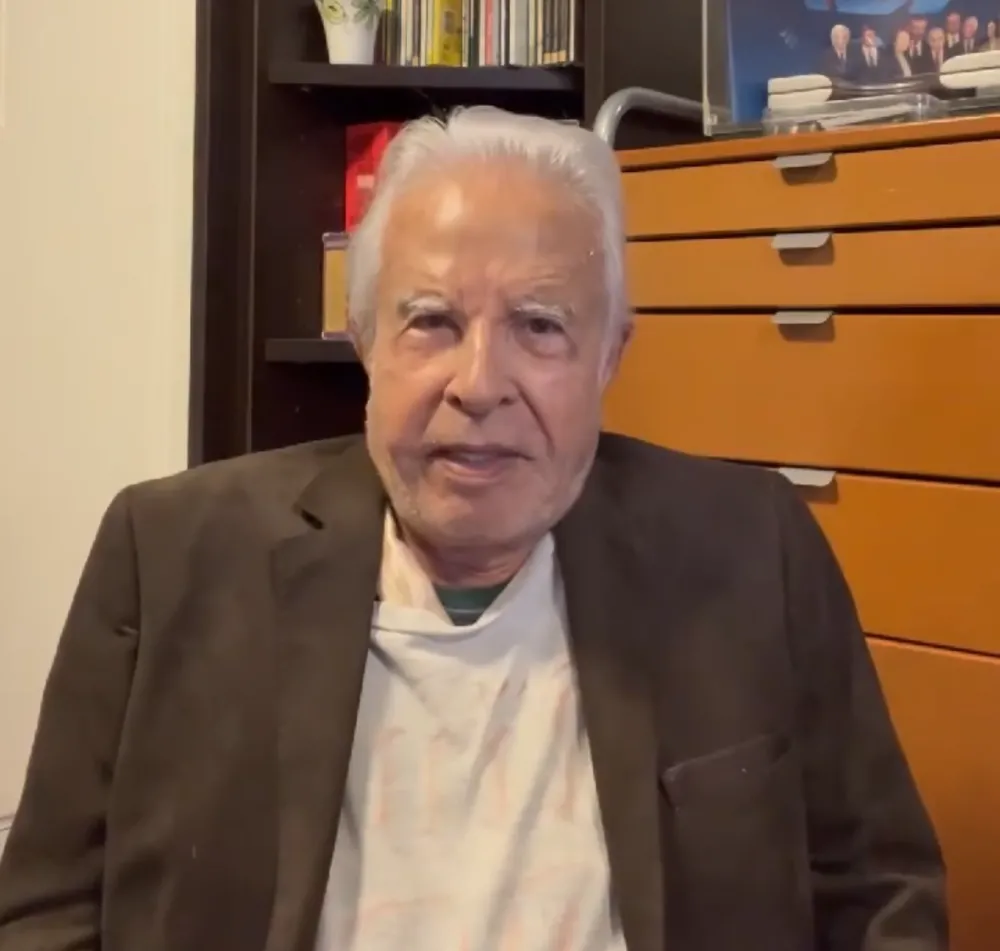 Morre no Rio o apresentador Cid Moreira
