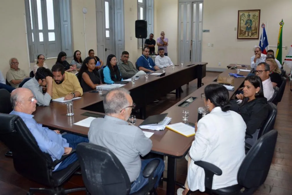 Equipe de governo e Caixa discutem prospecção de projetos do novo PAC 2 em Feira de Santana