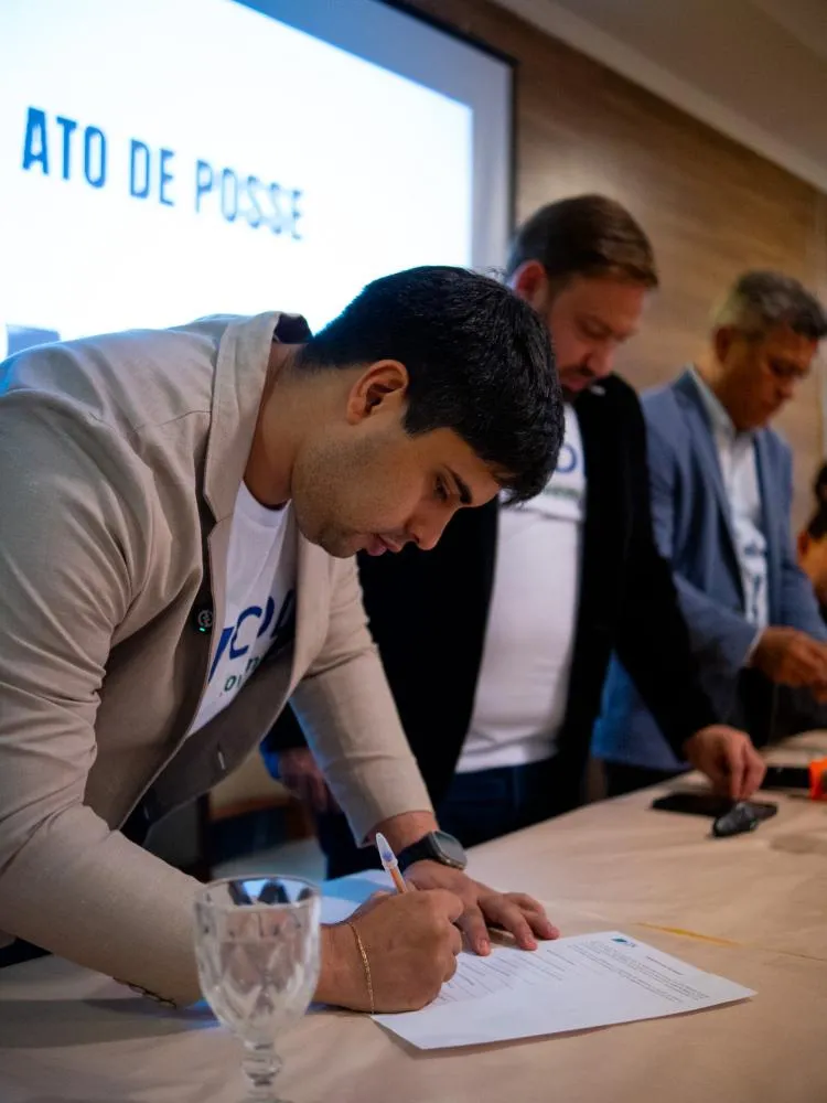 Nova diretoria da CDL Jovem de Feira inicia ciclo com foco em impacto local e liderança empreendedora